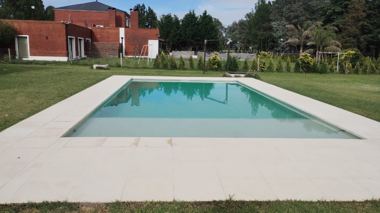 Obra de Piletas Báez