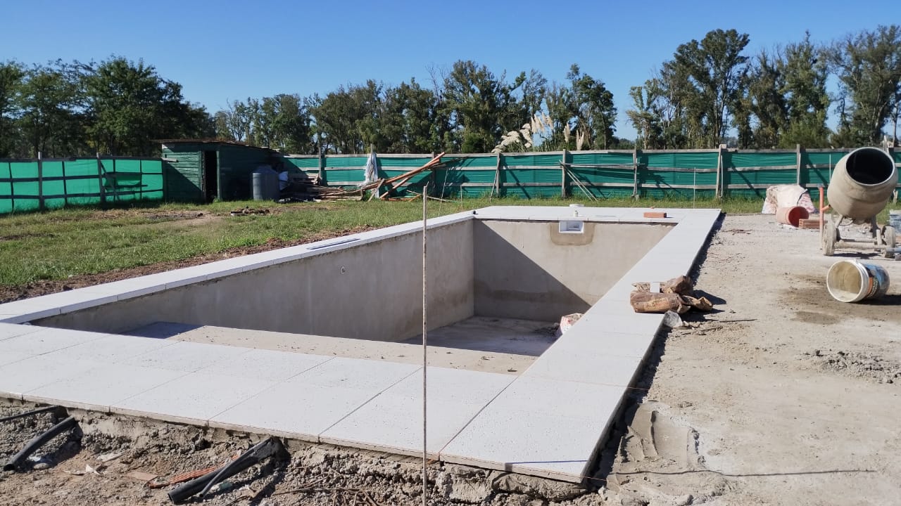 Obra de Piletas Báez