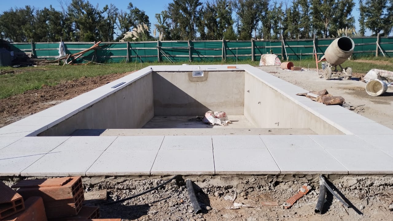 Obra de Piletas Báez