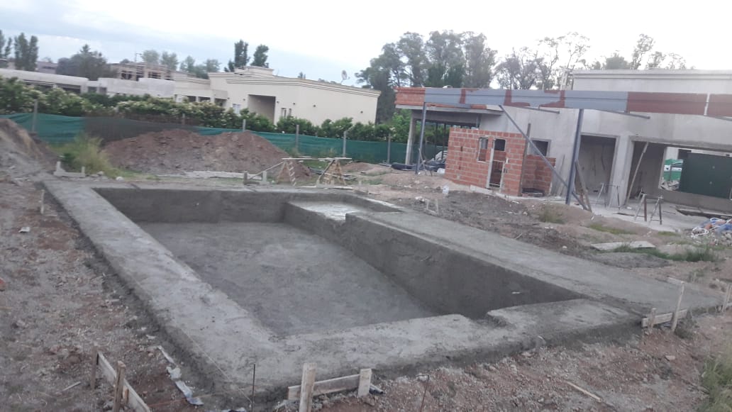 Obra de Piletas Báez