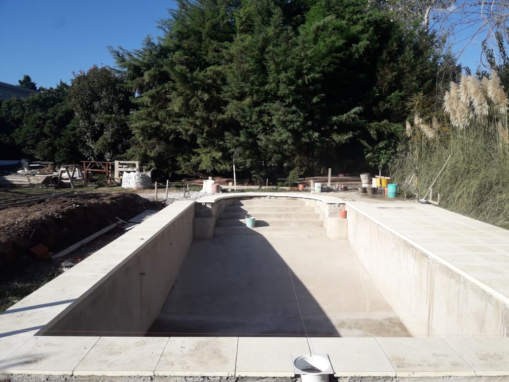 Obra de Piletas Báez